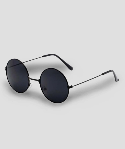 Les-lunettes-de-soleil-les-plus-sympas-du-festival.png
