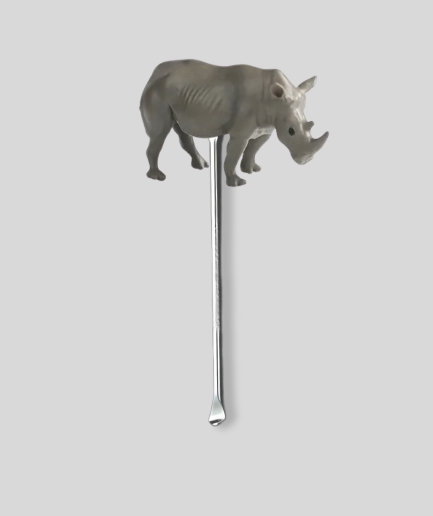 Figurine d'animal en forme de cuillère à tabac.png
