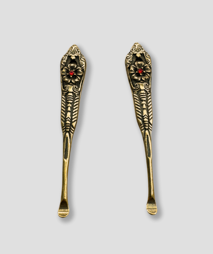Special-cuillère-à-tabac-en-or.png