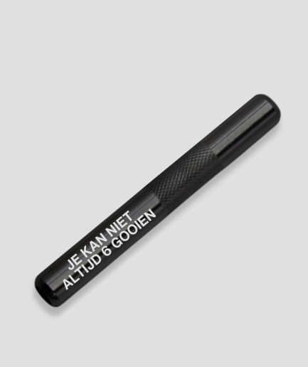 Petite pipe à priser noire.png