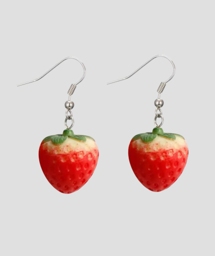 boucle d'oreille fraise.png