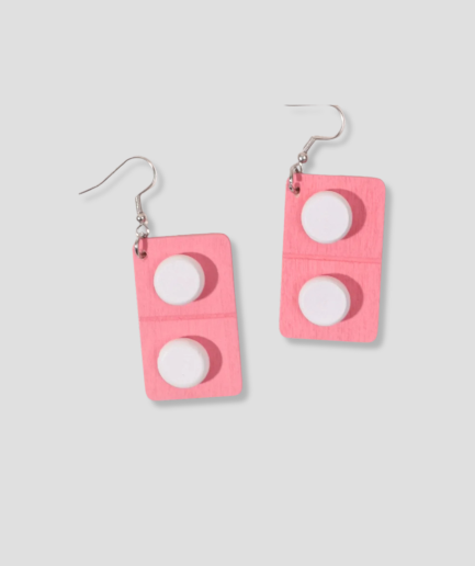 boucle-d'oreille-drôle.png
