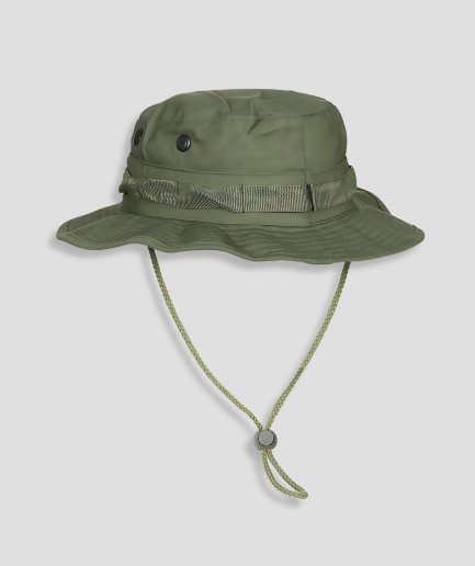 chapeau-vert-avec-des-ficelles-festivals.png