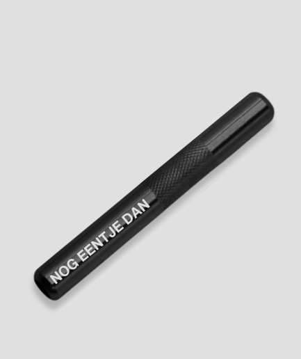 article-pour-tabac-à-priser-tube-noir.png