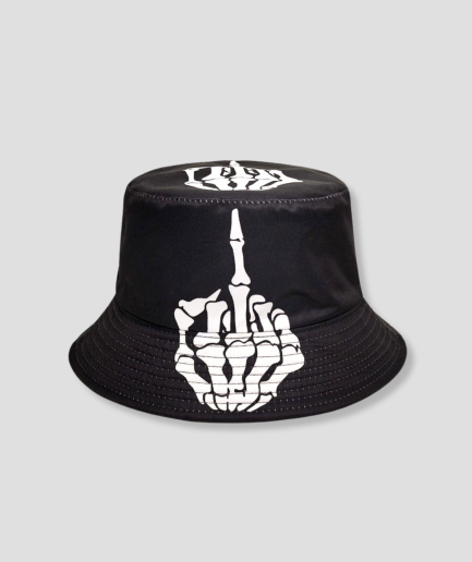 casquette-bucket-noire-sur-le-thème-d'Halloween.png