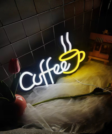 lampe néon en forme de tasse à café