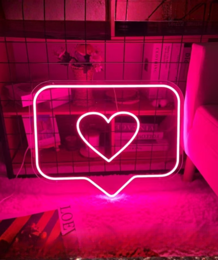 panneau lumineux « likes »