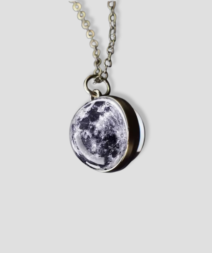 collier Earth