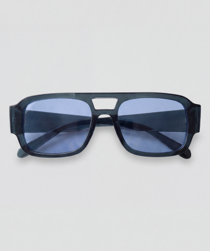 Ibiza final boss, bril met blauw montuur en blauw glazen